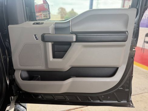 Used 2019 Ford F150 XLT w/ Equipment Group 302A Luxury image 21