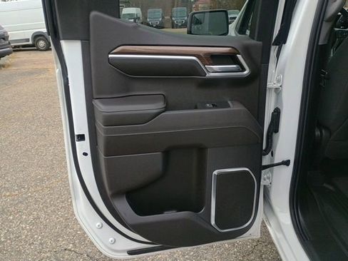 Used 2023 Chevrolet Silverado 1500 LT w/ Protection Package image 19