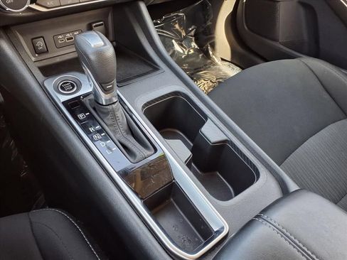 Used 2024 Nissan Sentra SV FWD image 21