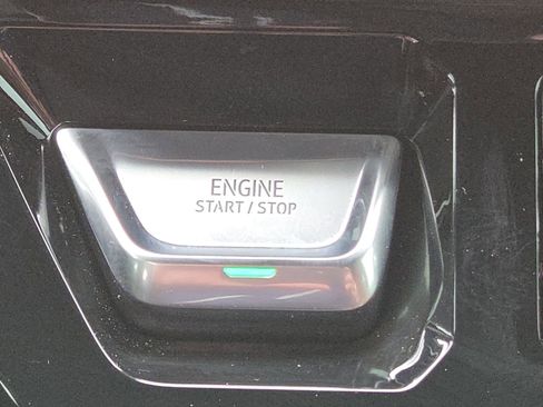 New 2026 GMC Sierra 2500 Denali Ultimate image 13