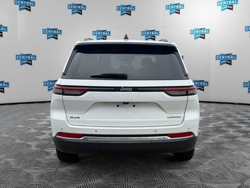 Used 2023 Jeep Grand Cherokee Laredo w/ Luxury Tech Group I AWD/4WD image 5