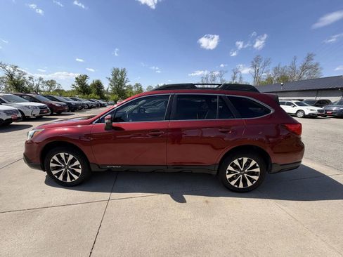 Used 2017 Subaru Outback 2.5i Limited AWD/4WD image 5