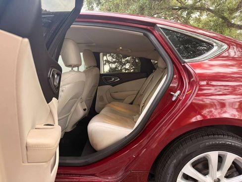 Used 2016 Chrysler 200 Limited w/ Anniversary Edition FWD image 11