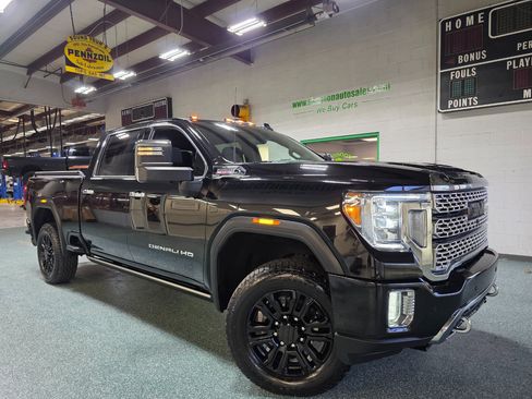 Used 2021 GMC Sierra 2500 Denali w/ Denali Black Diamond Edition image 12
