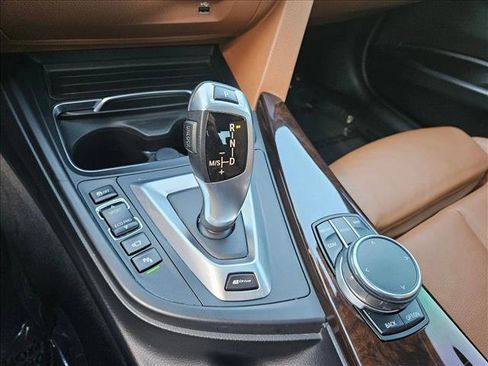 Used 2017 BMW 330e RWD image 28