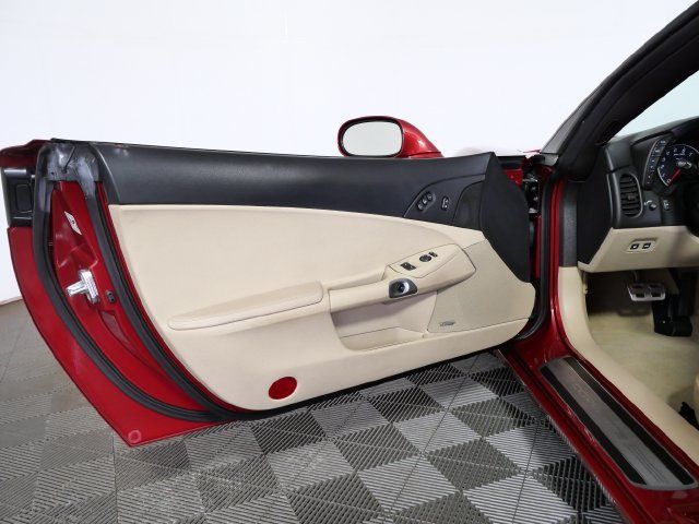 Used 2012 Chevrolet Corvette Grand Sport w/ 3LT Preferred Equipment Group RWD image 13