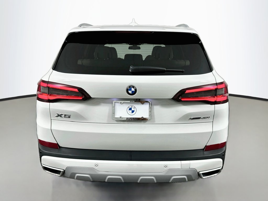 Used 2022 BMW X5 xDrive40i AWD/4WD image 6