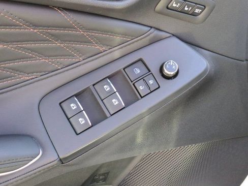 Used 2021 Toyota Avalon Limited w/ Advanced Safety Package FWD image 15