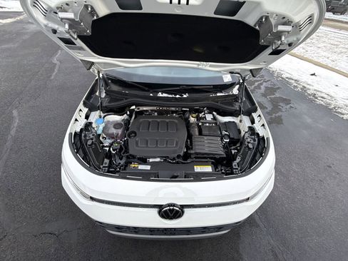 New 2026 Volkswagen Tiguan SE image 26