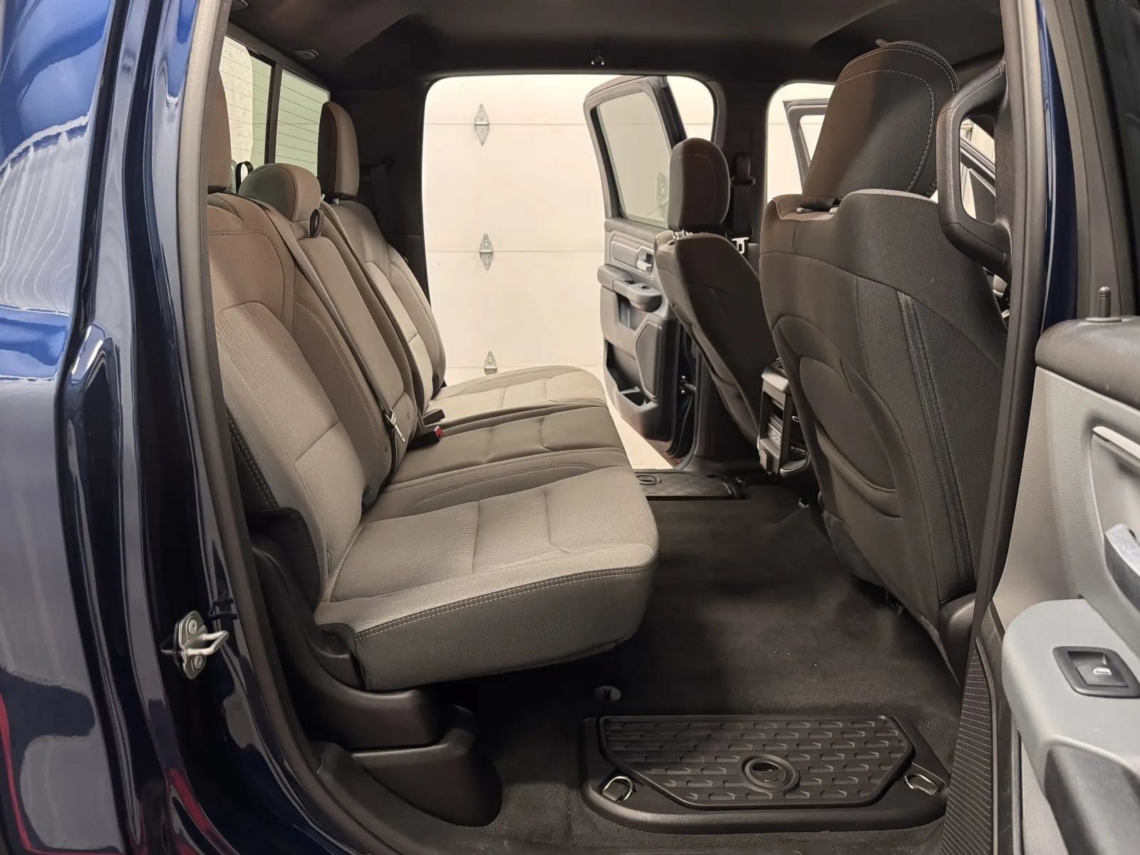 Used 2021 RAM 1500 Big Horn AWD/4WD image 41