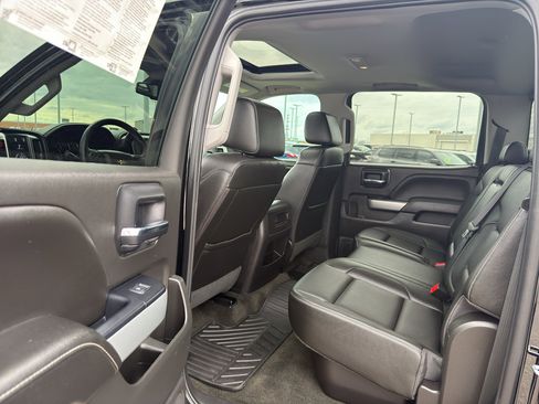 Used 2018 Chevrolet Silverado 1500 LTZ Z71 w/ LTZ Plus Package AWD/4WD image 32