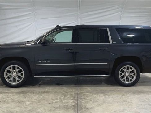 Certified 2020 GMC Yukon XL SLT w/ Open Road Package image 5