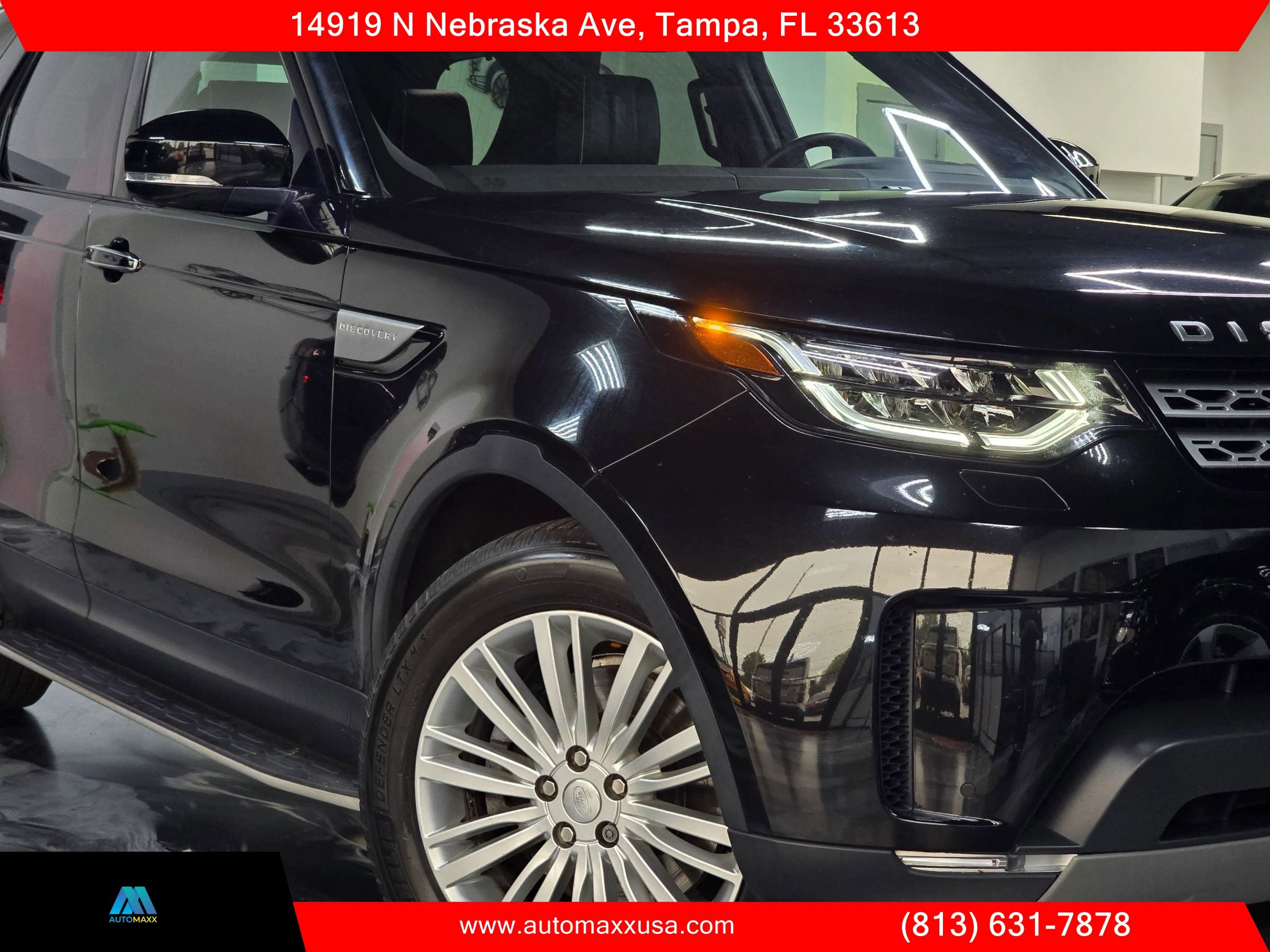 Used 2017 Land Rover Discovery HSE Luxury AWD/4WD image 3
