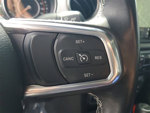 Used 2022 Jeep Gladiator Overland w/ Popular Equipment Package image 29