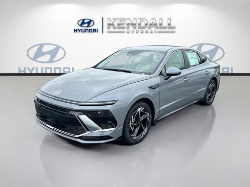 New 2026 Hyundai Sonata SEL FWD image 3