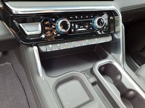 Used 2026 GMC Sierra 2500 Denali w/ Denali Reserve Package AWD/4WD image 30