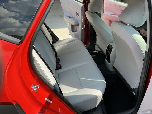 Used 2026 Hyundai Kona SEL Sport image 12