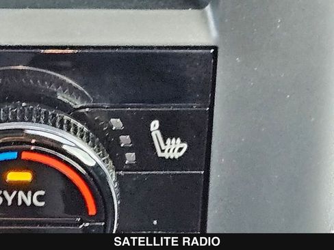 Used 2024 Nissan Rogue SV w/ SV Premium Package image 22