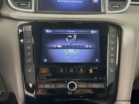 Used 2023 INFINITI QX50 Luxe image 22