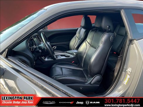 Used 2019 Dodge Challenger SXT w/ Plus Package RWD image 19