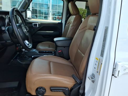 Used 2020 Jeep Wrangler Unlimited Rubicon AWD/4WD image 13