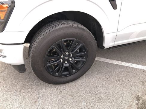 Used 2024 Ford F150 Platinum w/ FX4 Off-Road Package image 10