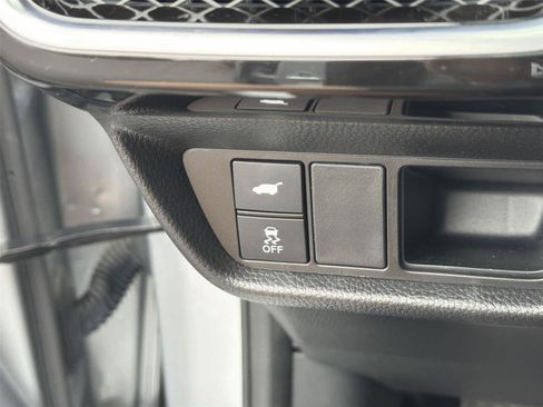 Used 2025 Acura ADX AWD image 39
