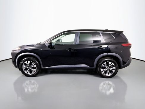 Used 2022 Nissan Rogue SV AWD/4WD image 6