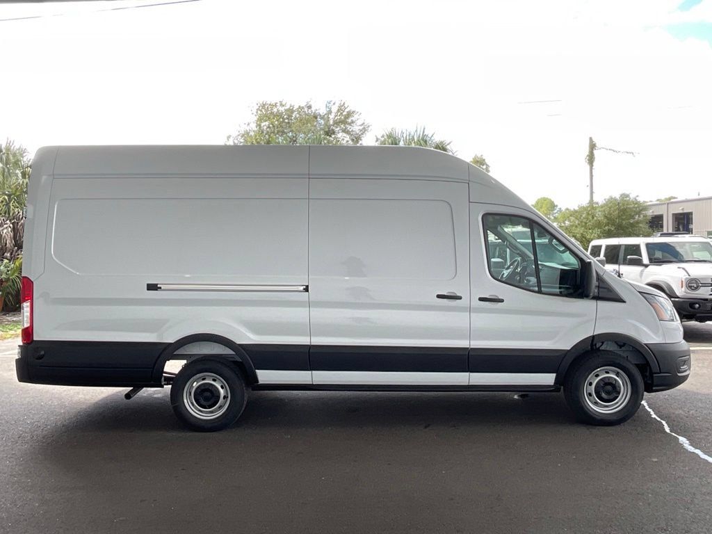 New 2027 Ford Transit 250 148 High Roof Extended w/ Load Area Protection Package RWD image 2