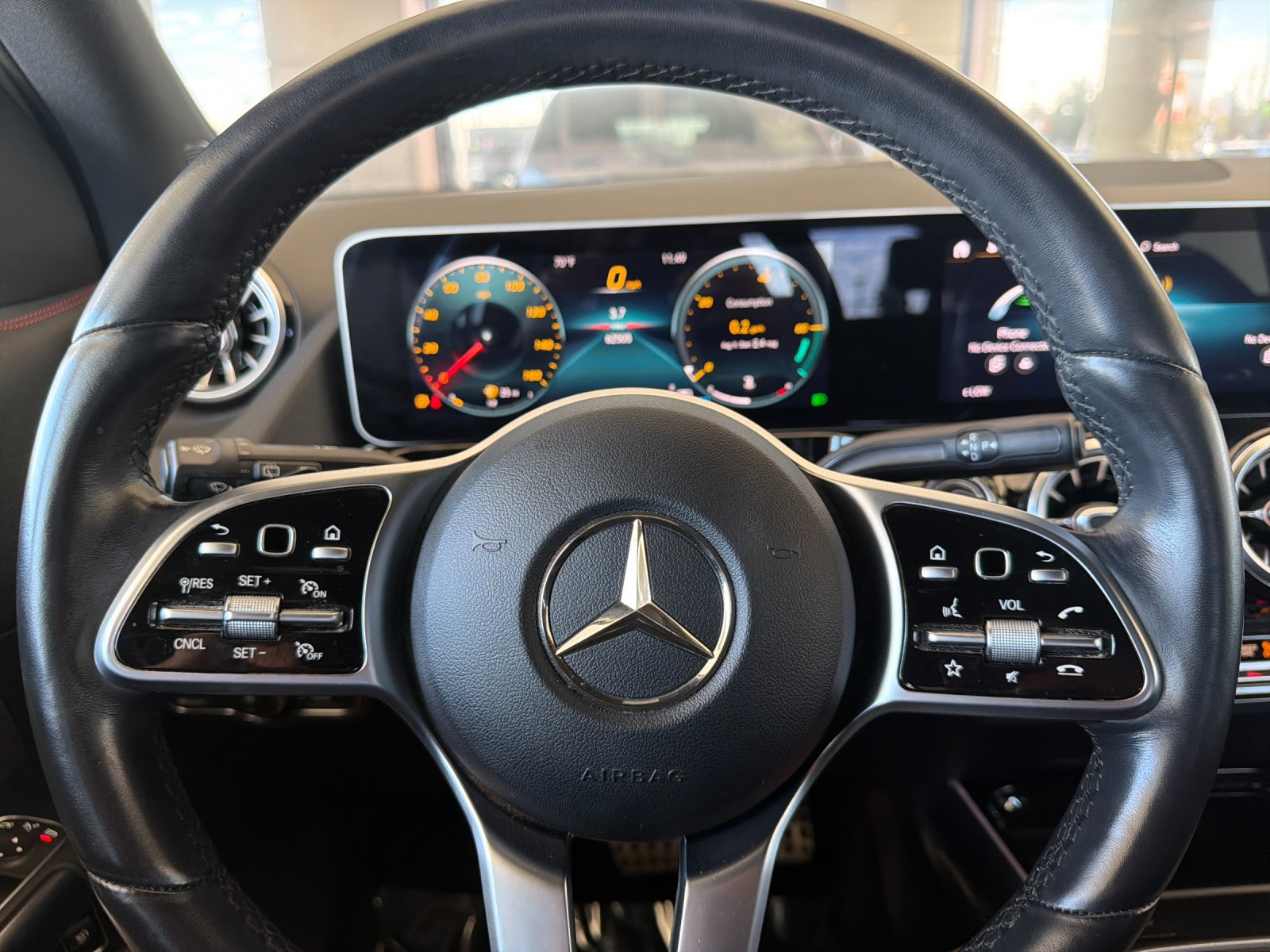 Used 2021 Mercedes-Benz GLA 250 4MATIC image 26