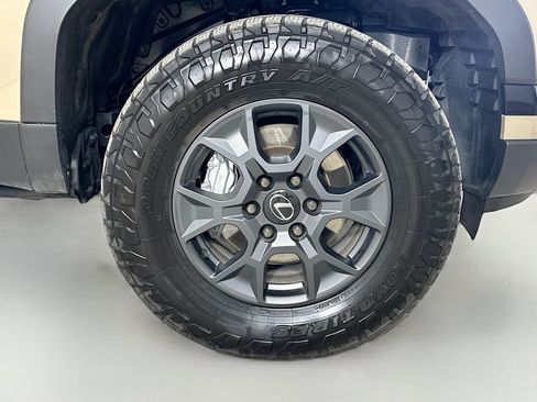 Used 2025 Lexus GX 550 AWD/4WD image 10