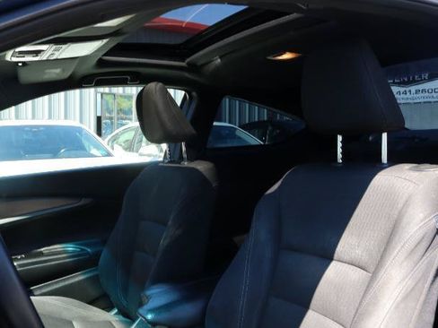 Used 2017 Honda Accord EX image 8