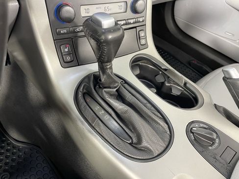 Used 2005 Chevrolet Corvette Convertible w/ Preferred Equipment Group image 39