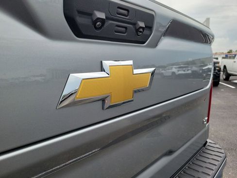Used 2025 Chevrolet Silverado 2500 LT w/ Texas Edition AWD/4WD image 32