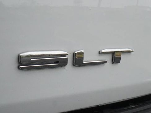 Used 2024 GMC Yukon SLT w/ SLT Premium Package image 46