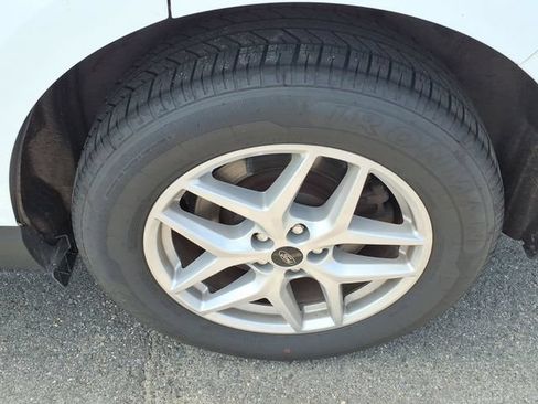 Used 2023 Ford Edge SEL AWD/4WD image 9