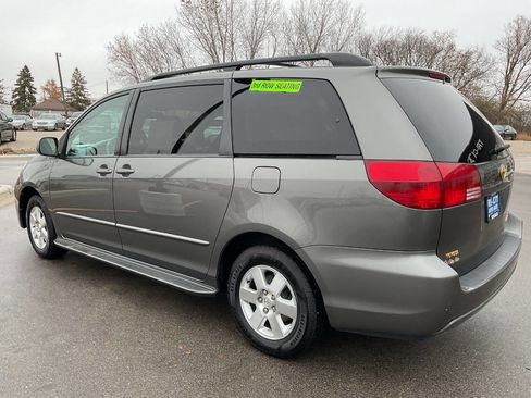 Used 2004 Toyota Sienna XLE image 4