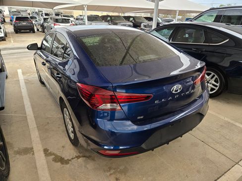 Used 2019 Hyundai Elantra SE image 5