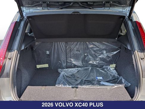 New 2026 Volvo XC40 B5 Plus w/ Climate Package AWD/4WD image 7