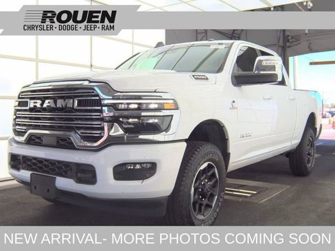 Used 2026 RAM 2500 Laramie AWD/4WD image 1