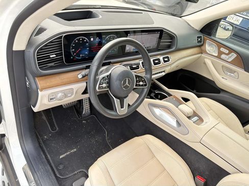 Used 2022 Mercedes-Benz GLS 450 4MATIC image 18