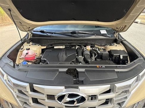 Used 2023 Hyundai Santa Cruz SEL Premium image 18