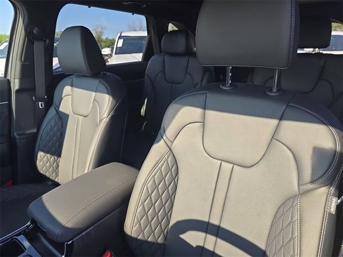 New 2026 Kia Sorento SX Prestige image 23
