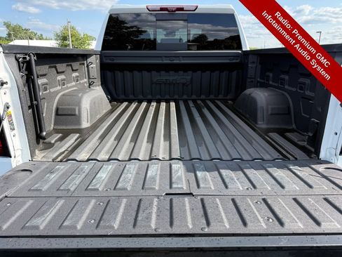 Used 2023 GMC Sierra 1500 AT4 w/ AT4 Premium Package AWD/4WD image 36