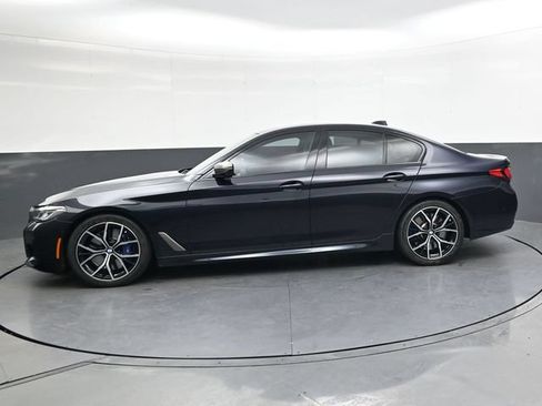 Used 2023 BMW M550i xDrive w/ Dynamic Handling Package AWD/4WD image 9