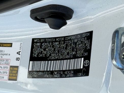 Used 2024 Toyota Corolla LE image 21