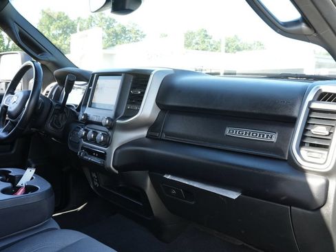 Used 2024 RAM 2500 Big Horn AWD/4WD image 23