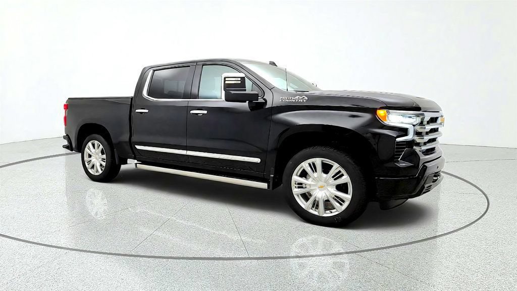 Used 2026 Chevrolet Silverado 1500 High Country w/ High Country Premium Package AWD/4WD image 3