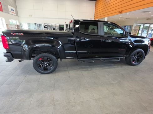 Used 2018 Chevrolet Colorado LT w/ Redline Special Edition AWD/4WD image 6
