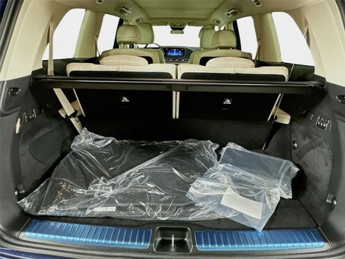 Certified 2026 Mercedes-Benz GLS 450 4MATIC image 35